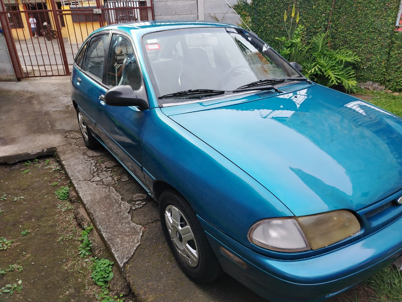 Ford Aspire04-551e180f