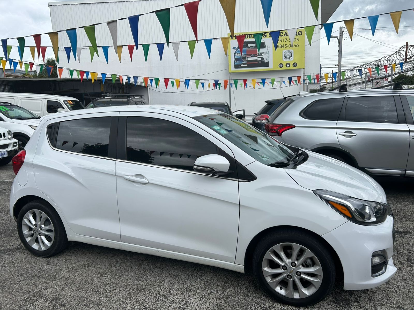 Chevrolet spark PREMIER