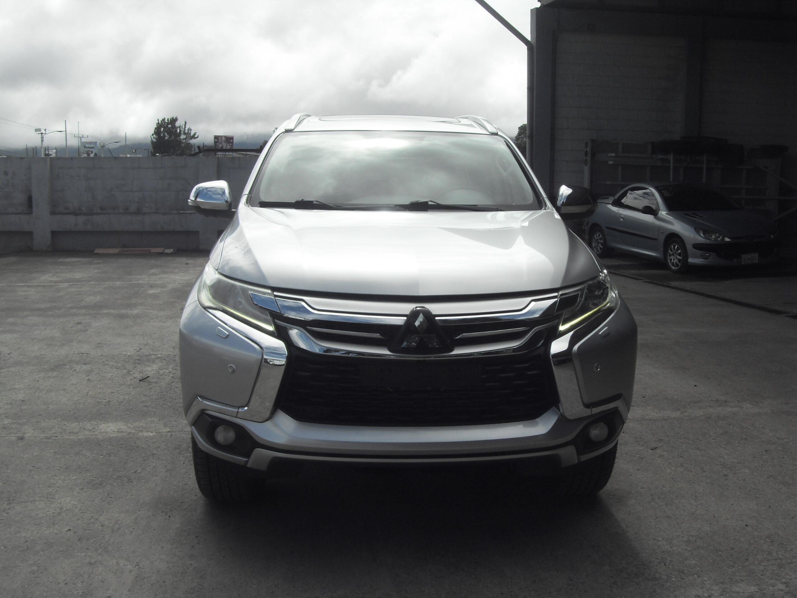 Mitsubishi Montero Sport