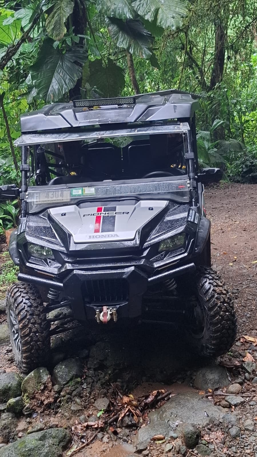 Honda pioneer 1000-5